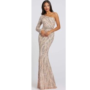 Mac Duggal Rose Gold Prom Dress Maxi gown wedding formal lux prom, party
